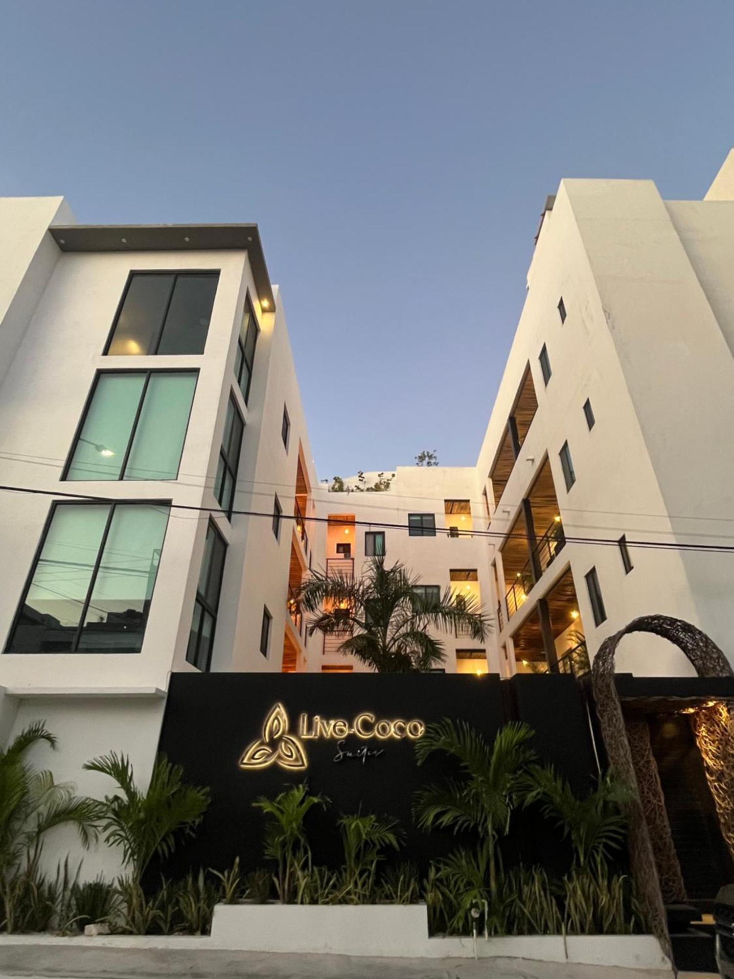 Coco Live Suites Playa del Carmen Exterior photo