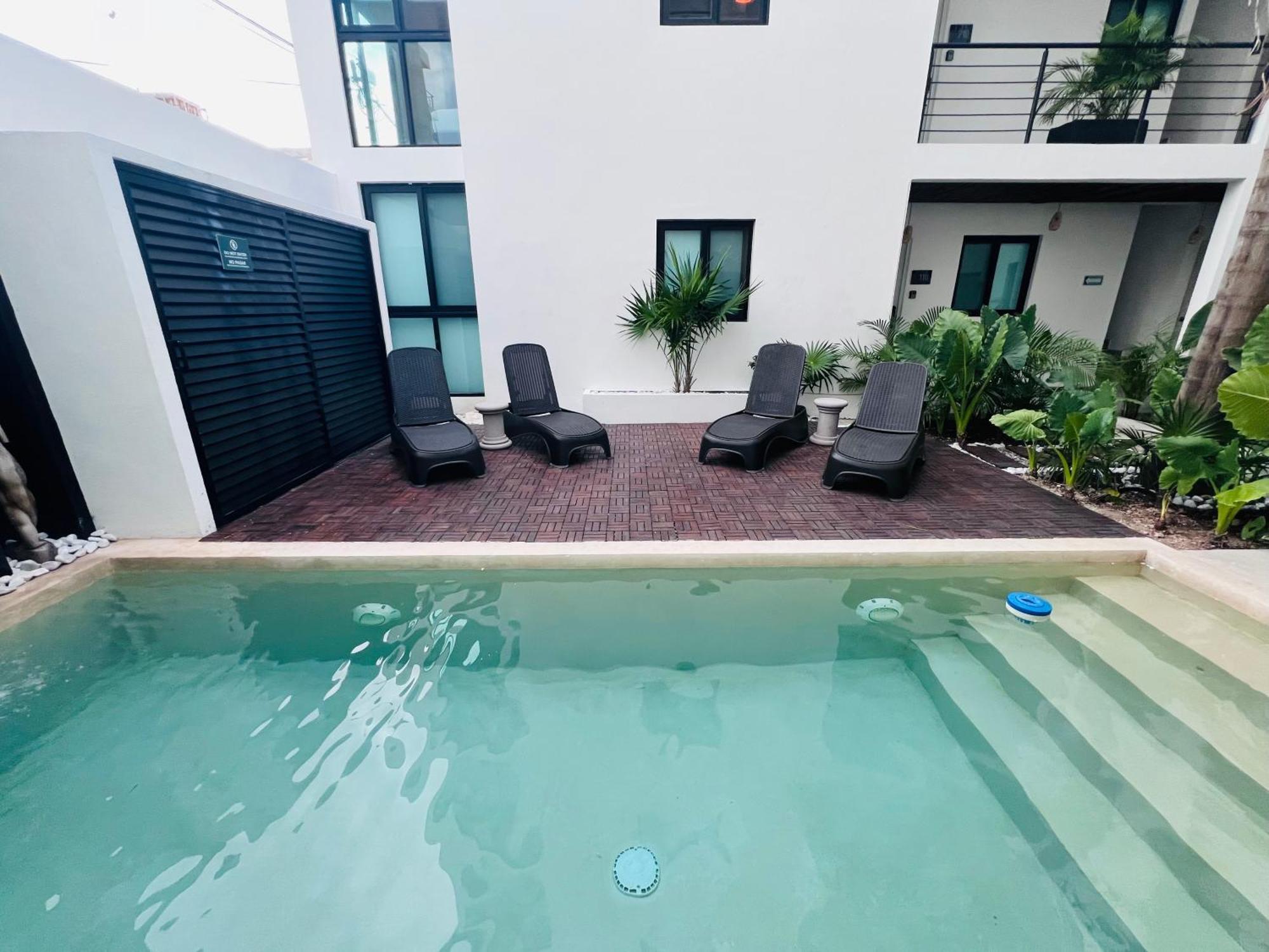 Coco Live Suites Playa del Carmen Exterior photo