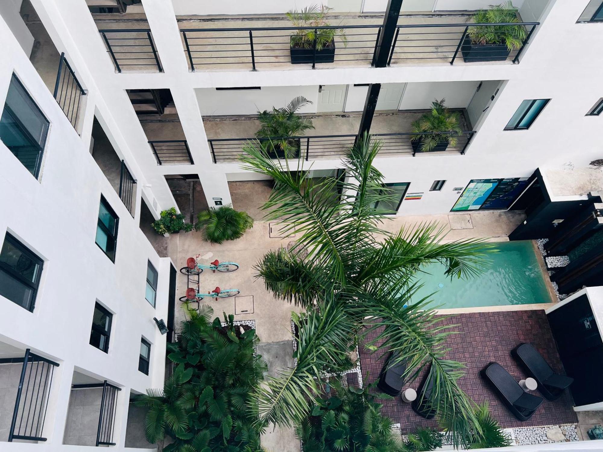 Coco Live Suites Playa del Carmen Exterior photo